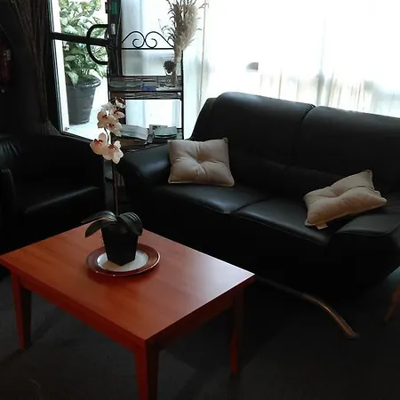 Appartements Studios Villa Des Marais 1 A 2 Personnes Proche Du Lac De Grandlieu