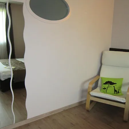 Appartements Studios Villa Des Marais 1 A 2 Personnes Proche Du Lac De Grandlieu * La Chevrolière